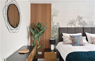 Photo 2 - Tropical Inspired 2-Bedroom Flat