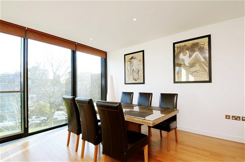 Photo 14 - 273 Stylish 2 Bedroom Apartment in the Quartermile Development - Offers Private Parking