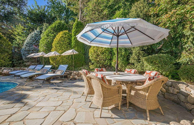 Glamorous Cabana - Photo 11