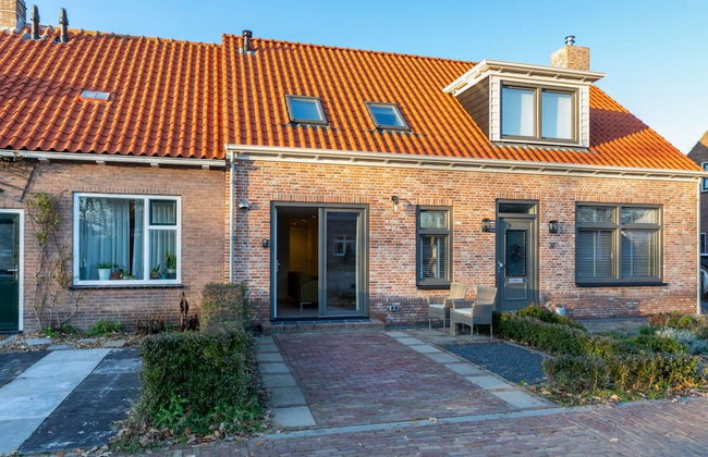 Cozy Apartment in Street of Westkapelle - Foto 1