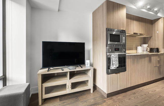 The Britt Condos by GLOBALSTAY in Downtown Toronto - Photo 24