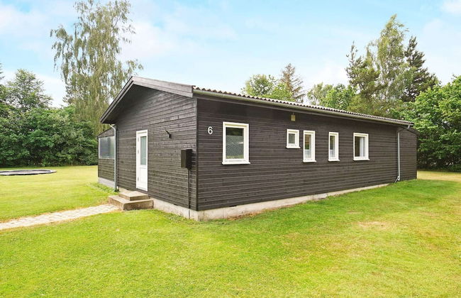 6 Person Holiday Home in Hojby - Foto 31