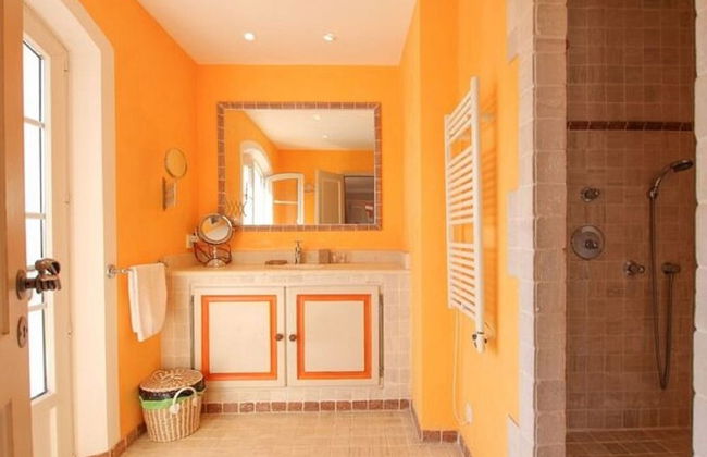 Vibrant Holiday Home With Private Pool - Foto 14