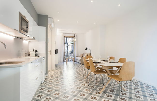 Uma Suites Sagrada Familia - Foto 33