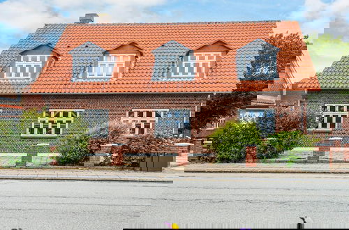 Foto 24 - Holiday Home, Near Town Square