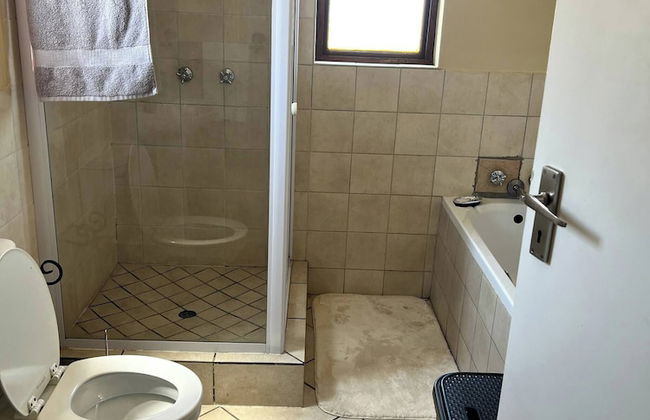 Cozy 3 Bed Duplex ,sleeps 6 With Double Bathroom - Foto 12