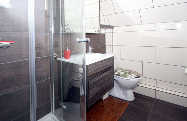 Ferienhaus Toms Hutte mit Terrasse in Dornum - Foto 7