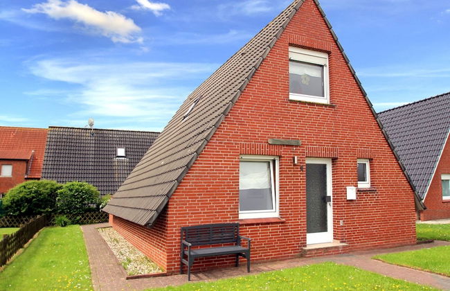 Ferienhaus Toms Hutte mit Terrasse in Dornum - Foto 1