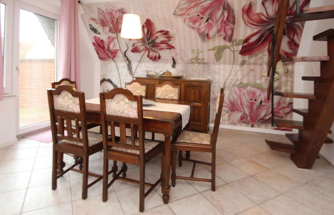 Ferienhaus Toms Hutte mit Terrasse in Dornum - Foto 9