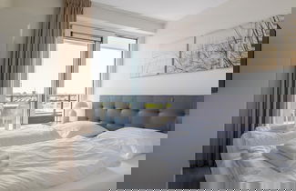 Foto 2 - Lush Apartment With Water Views