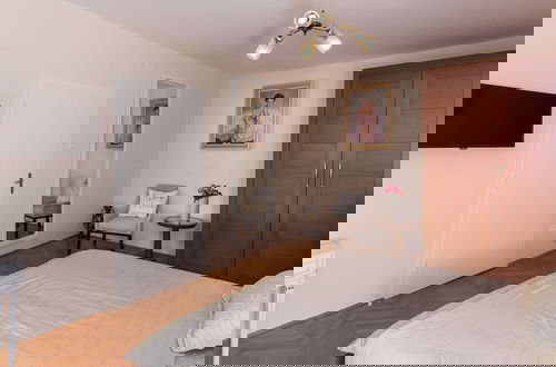Foto 5 - Apartment A Kind Of Magic - One Bedroom Apartment With Terrace and Sea View