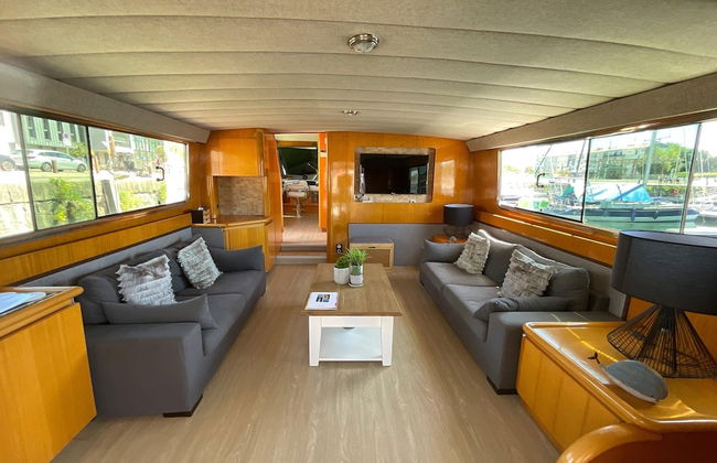 Luxury Yacht in La Rochelle With a Terrace - Foto 26