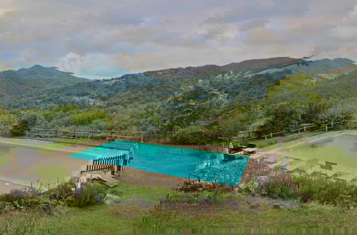 Foto 70 - Spacious Farmhouse in Apecchio With Pool