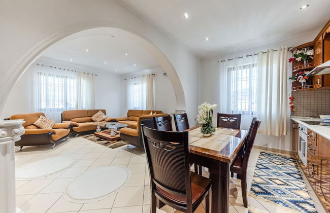 Authentic Lake View Apartment - Foto 12
