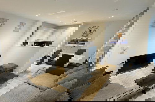 Foto 10 - London City Chic Apartment With 3 Bedrooms
