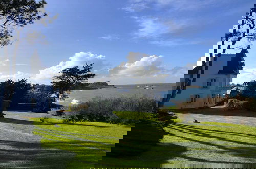 Foto 14 - Villa With Direct Access to the Beach