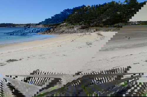 Foto 26 - Superb Holiday Home, 250m Beach