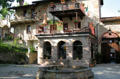 Photo 25 - Mansion in Bastia Mondovi With Pool