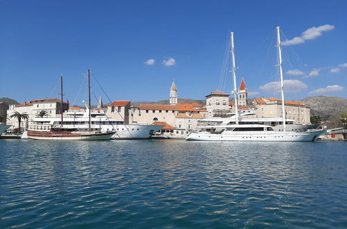 Foto 25 - Sea View Holiday Home in Okrug Gornji near Trogir