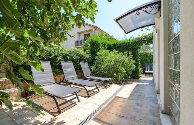 Villa Gigi With View - Photo 39