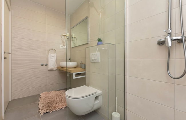 Apartments Adriatic Blue With Pool - Photo 49