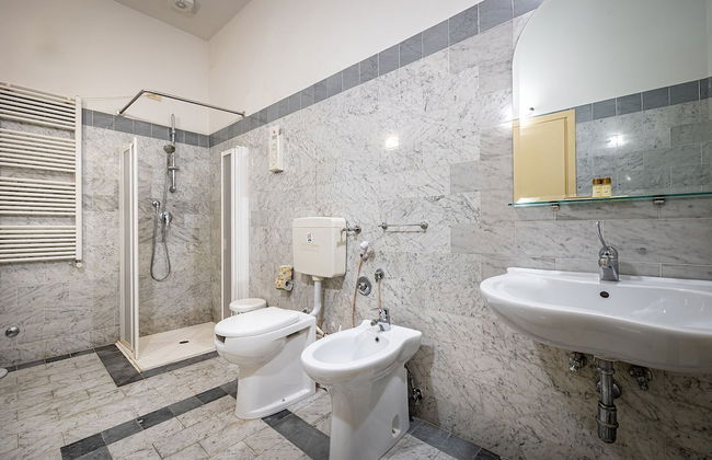 Bellevue House - Photo 59
