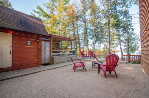 Photo 70 - Lakepoint Cottage Resort