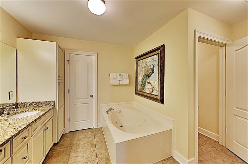 Foto 32 - Phoenix West II by Southern Vacation Rentals