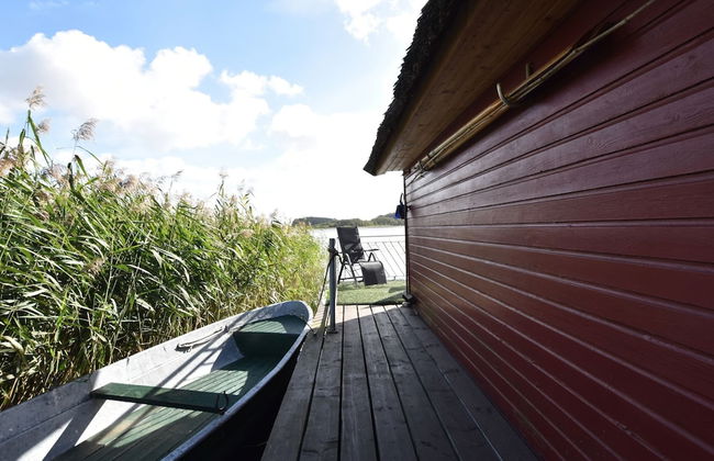 Striking Holiday Home in Sternberg With Jetty - Foto 43