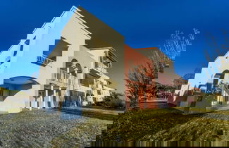 Foto 1 - Comfortable Apartment With Dishwasher 2 km Away From the sea