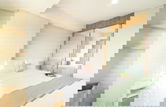 Foto 3 - Comfort And Simply Look 1Br Daan Mogot City Apartment