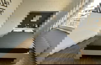 Foto 3 - Cosy Apartment With Terrace Near Beach