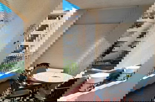Foto 26 - Lovely 2 Bedroom, 2 Bathroom Apartment With Pool