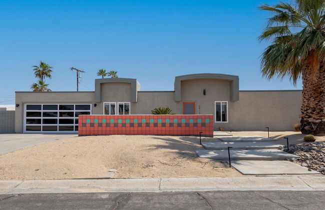 Relax at the 3BR Tranquil Oasis in Palm Springs - Foto 76