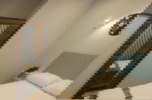 Photo 31 - Retro Star Suites