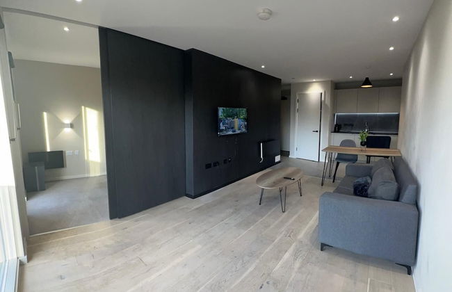 2br-2ensuite-balcony-cityview-parking-central - Photo 8