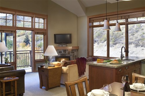 Photo 8 - Capitol Peak- CoralTree Residence Collection