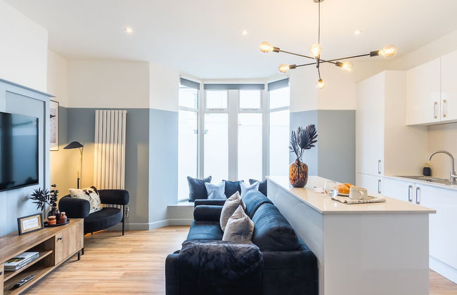 Crescent Apartments-Newport City Centre - Photo 7
