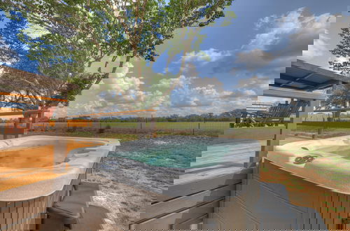 Foto 41 - Rivers Edge Cottages With Hot Tub