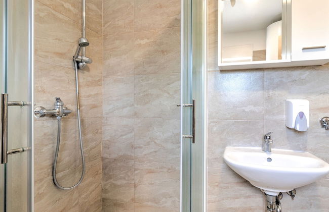 Cozy Holiday Home in Banjole near Pula City Center - Foto 15