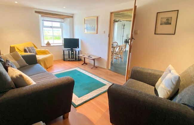 Buckland Brewer COB Barn 2 Bedrooms - Photo 5