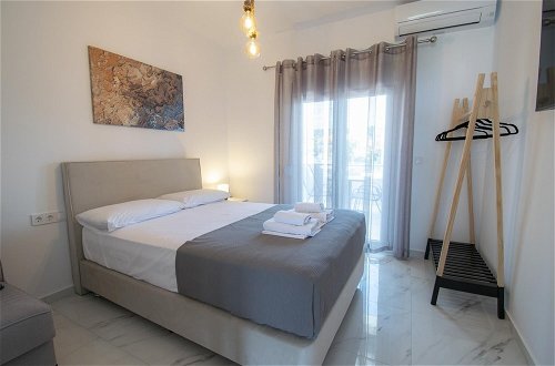 Foto 10 - Nikiti Central Suites 2 by Travel Pro Services