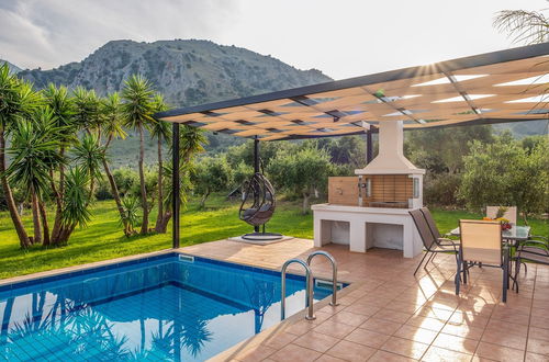 Photo 16 - Villa Eirini Lake Kournas 3 bed and Pool Chania