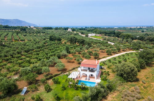 Photo 32 - Villa Eirini Lake Kournas 3 bed and Pool Chania