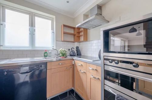 Foto 7 - Lovely 1 Bedroom With Patio - 10 Mins From Hyde Park