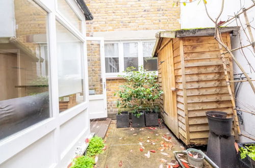 Photo 23 - Lovely 1 Bedroom With Patio - 10 Mins From Hyde Park