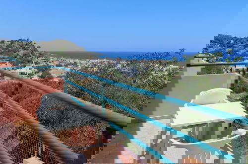 Photo 36 - Sunny Hill by Estia