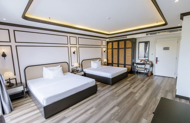 ROBIN HOTEL - Photo 17