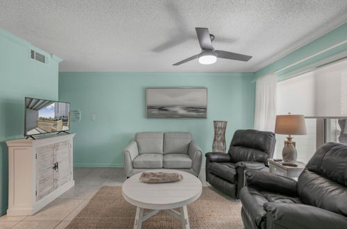 Photo 2 - One Bedroom Gulf Shores Condo With Beach Access