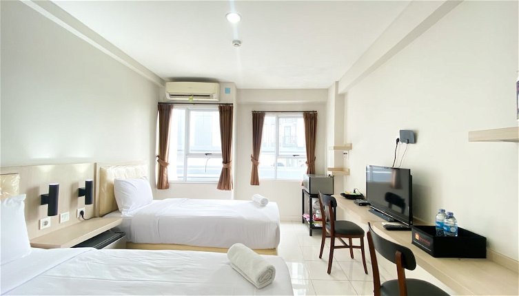 Photo 1 - Comfort And Homey Studio Room (No Kitchen) Elvis Tower Apartment